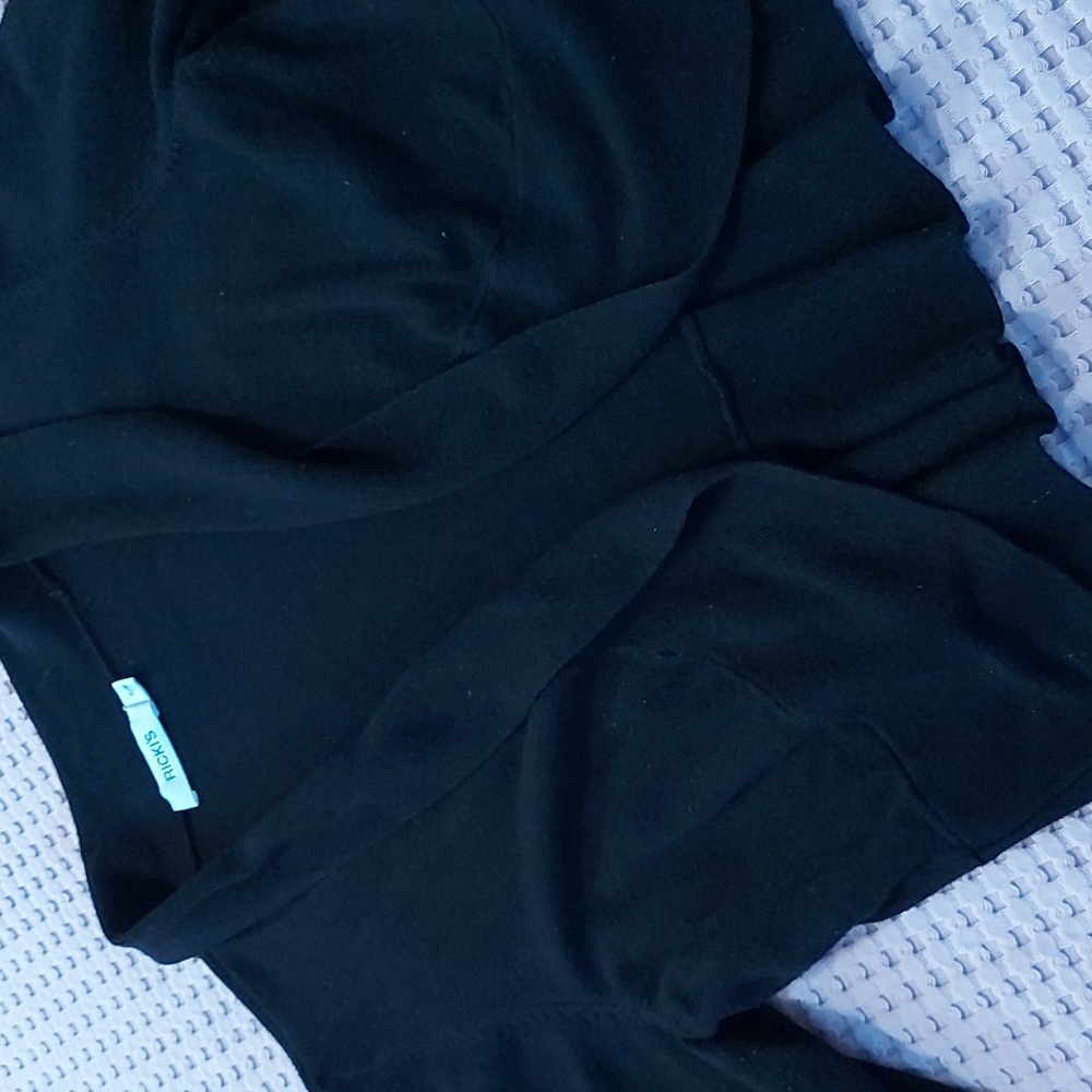 Woman's cardigan
